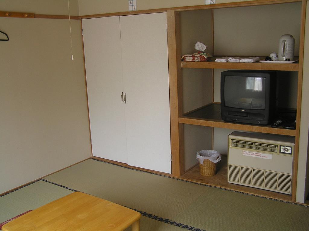 Pension Young House Hotell NakaNakafurano Rom bilde